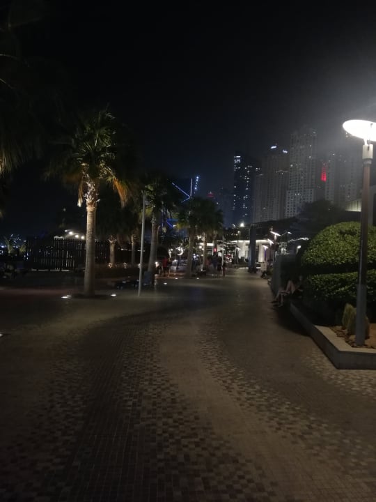 Strand Hilton Dubai Jumeirah