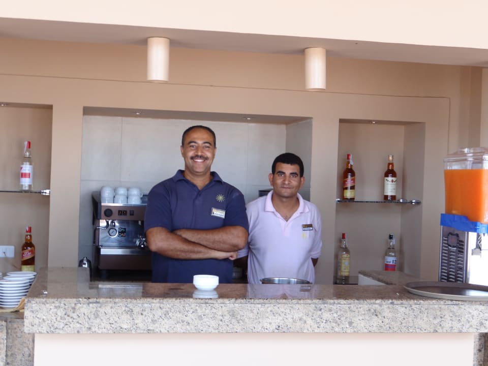 Coffeebar mit Sammy und Mohamed Shams Alam Beach Resort
