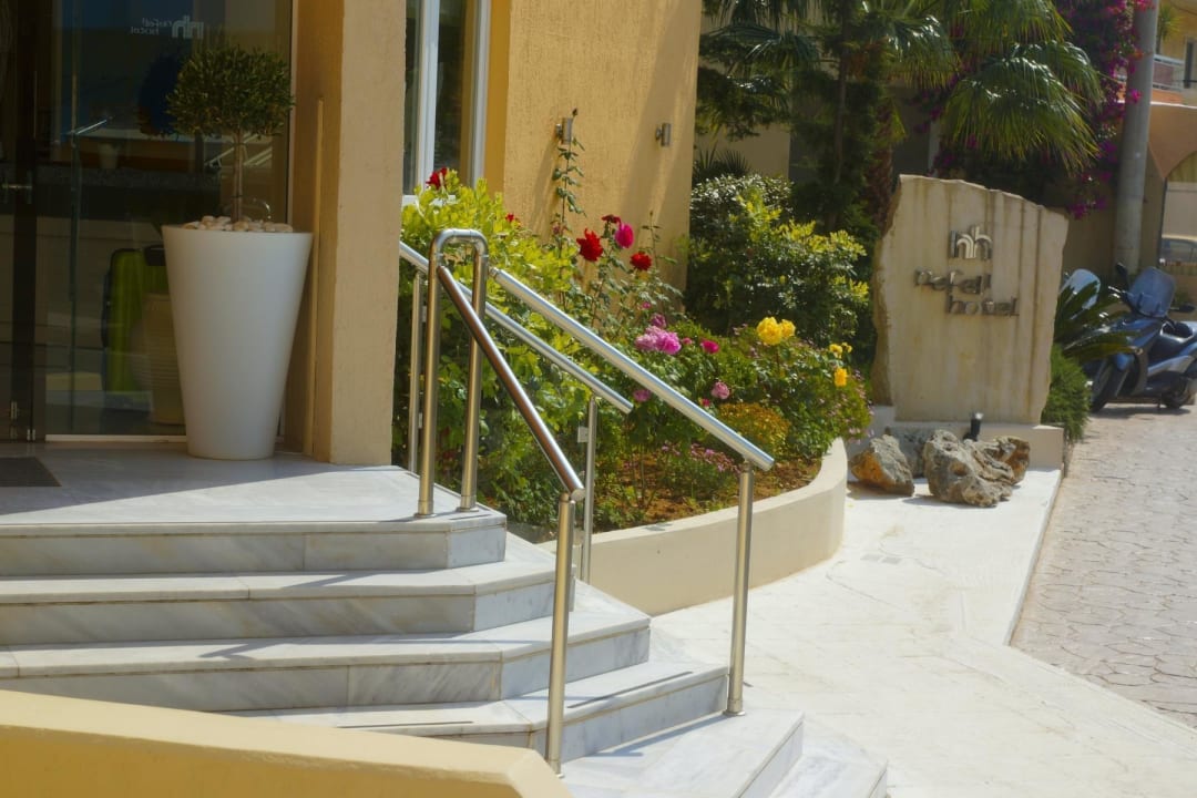 Strassen ansicht. Nefeli Hotel Rethymno