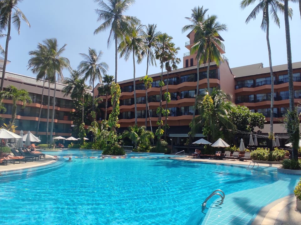 Pool Courtyard by Marriott Phuket, Patong Beach Resort