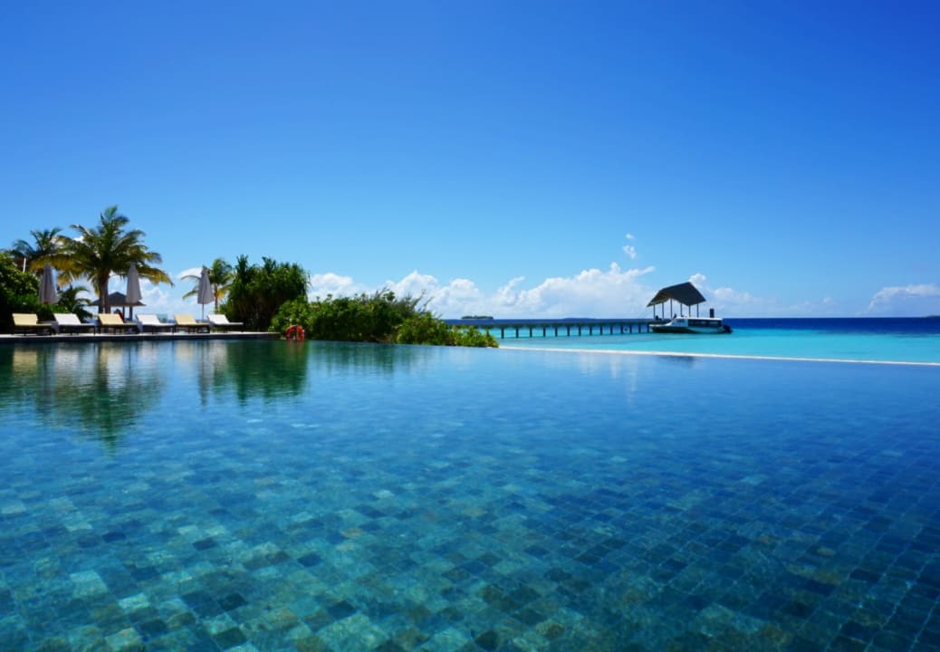Pool NH Collection Maldives Havodda Resort