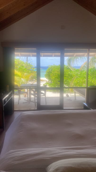 Zimmer Kuredu Island Resort & Spa