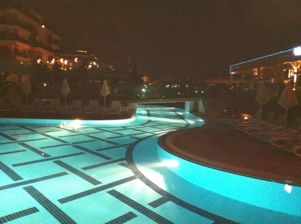Pool by Night Sentido Trendy Verbena Beach