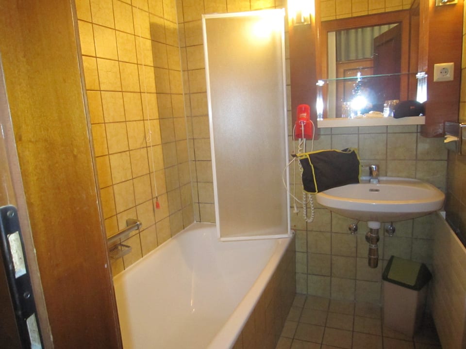 Badezimmer sehr sauber Hotel Grünes Türl