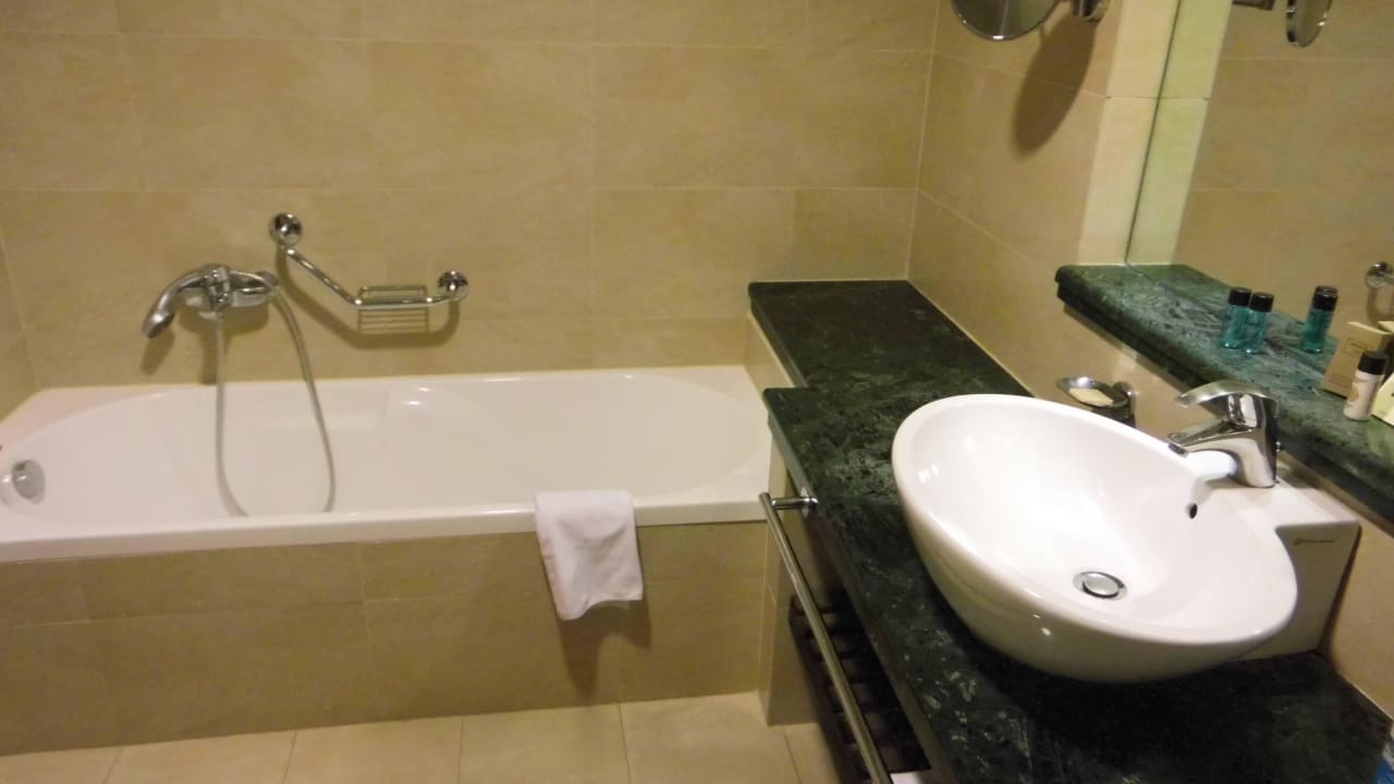 Badewanne und Waschbecken Apollo Blue