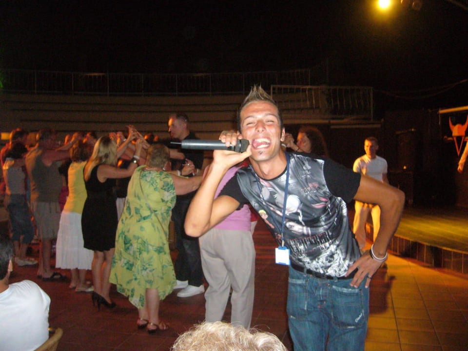 Sedo zur Minidisco Insula Resort & Spa