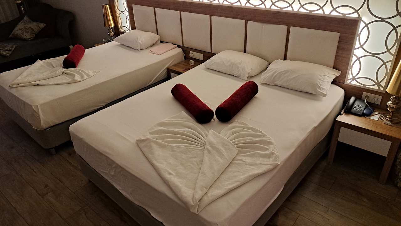 Zimmer Justiniano Deluxe Resort