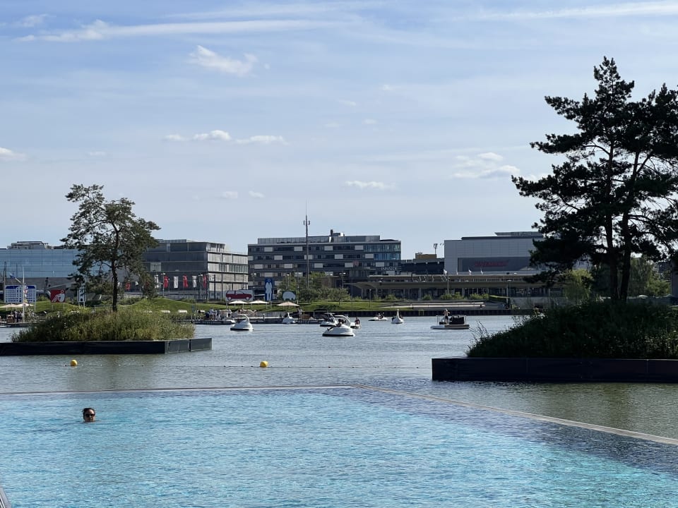 Pool The Ritz-Carlton Wolfsburg