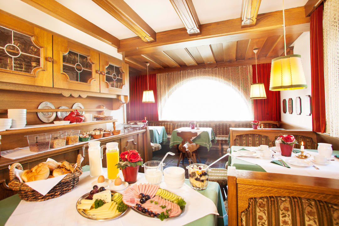 Johannastube Frühstücksraum Appartementhaus Johannahof