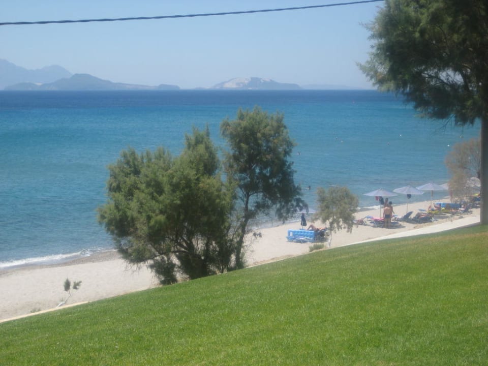 Blick vom Pool zum Meer Atlantica Mikri Poli Kos