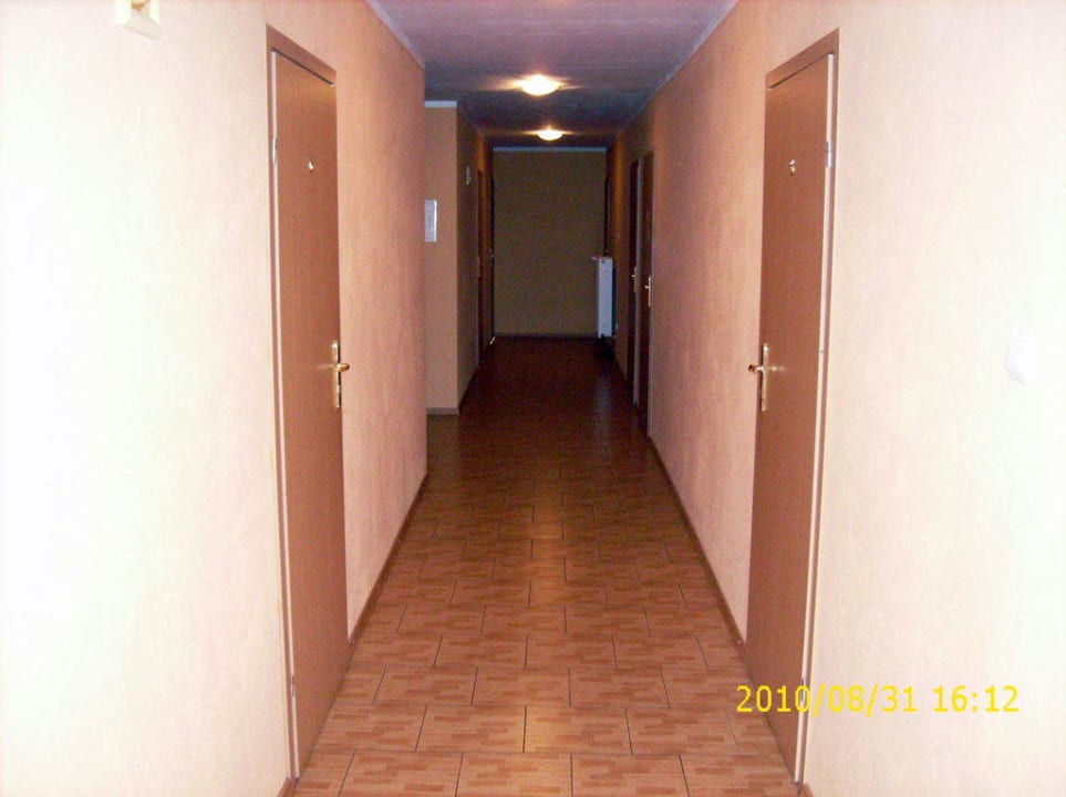 Flur Center Hotel Bronkow