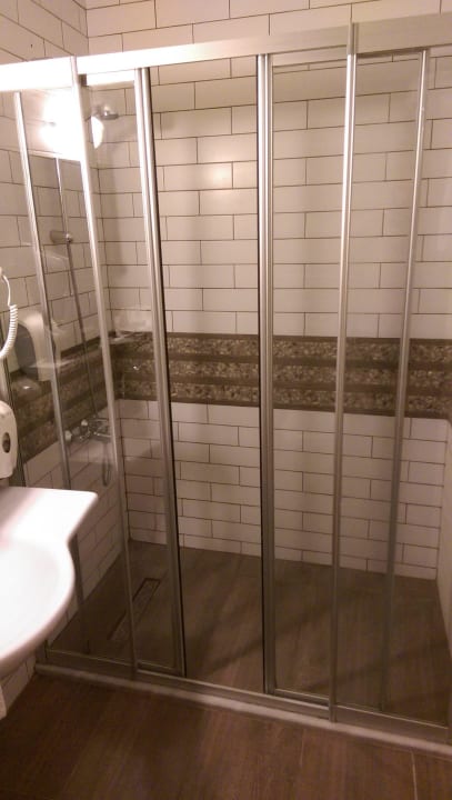 1 Club Turtas Beach Hotel