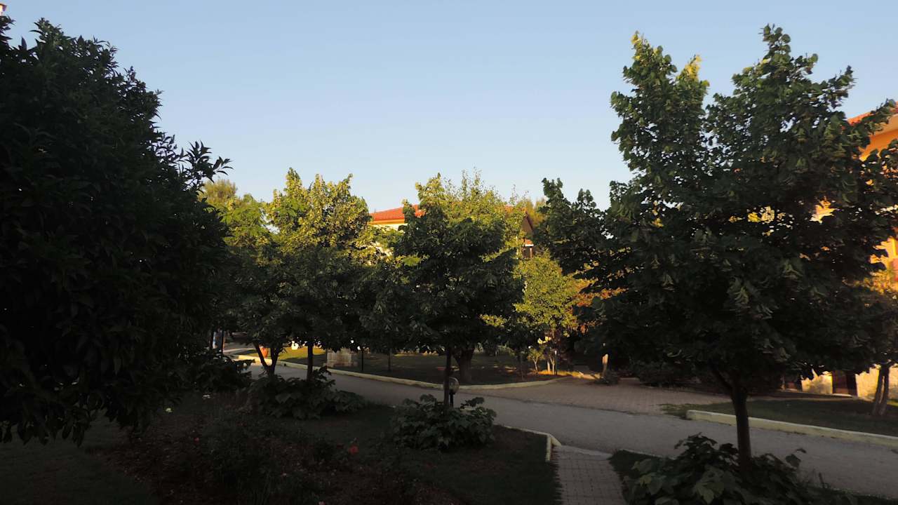 Gartenanlage Hotel Portes Beach