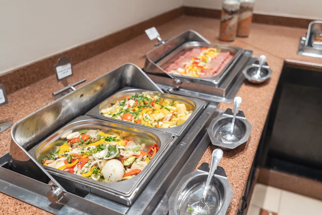 Gastro Swiss Inn Pyramids Golf Resort