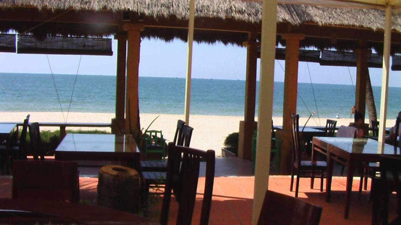 Restaurant mit Strand und Meeresblick Bamboo Village Beach Resort & Spa