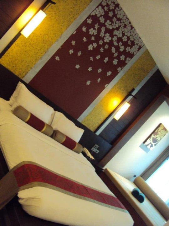 Das Zimmer (Bett) La Flora Khao Lak