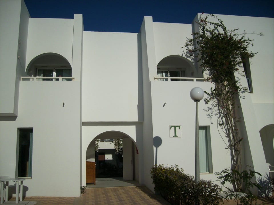 Menzel Eingang Hotel El Mouradi Djerba Menzel