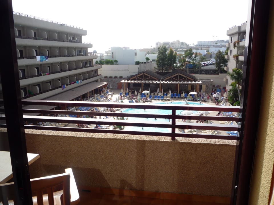 Ausblick aus Zimmer 340 GF FANABE