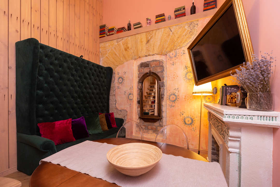 Zimmer Boutique apartments Mason in historical Odessa