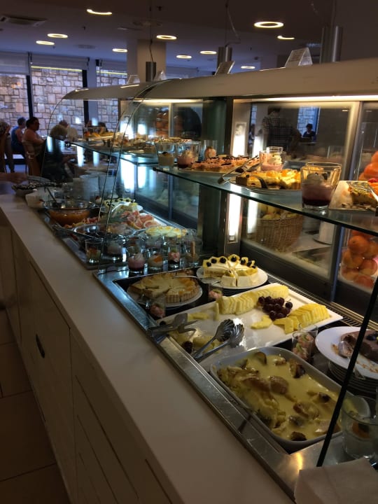 Buffet Maistra Select All Suite Island Hotel Istra