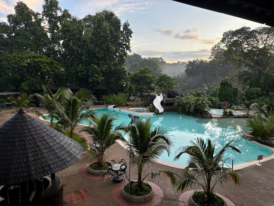 Pool Hotel Sabah