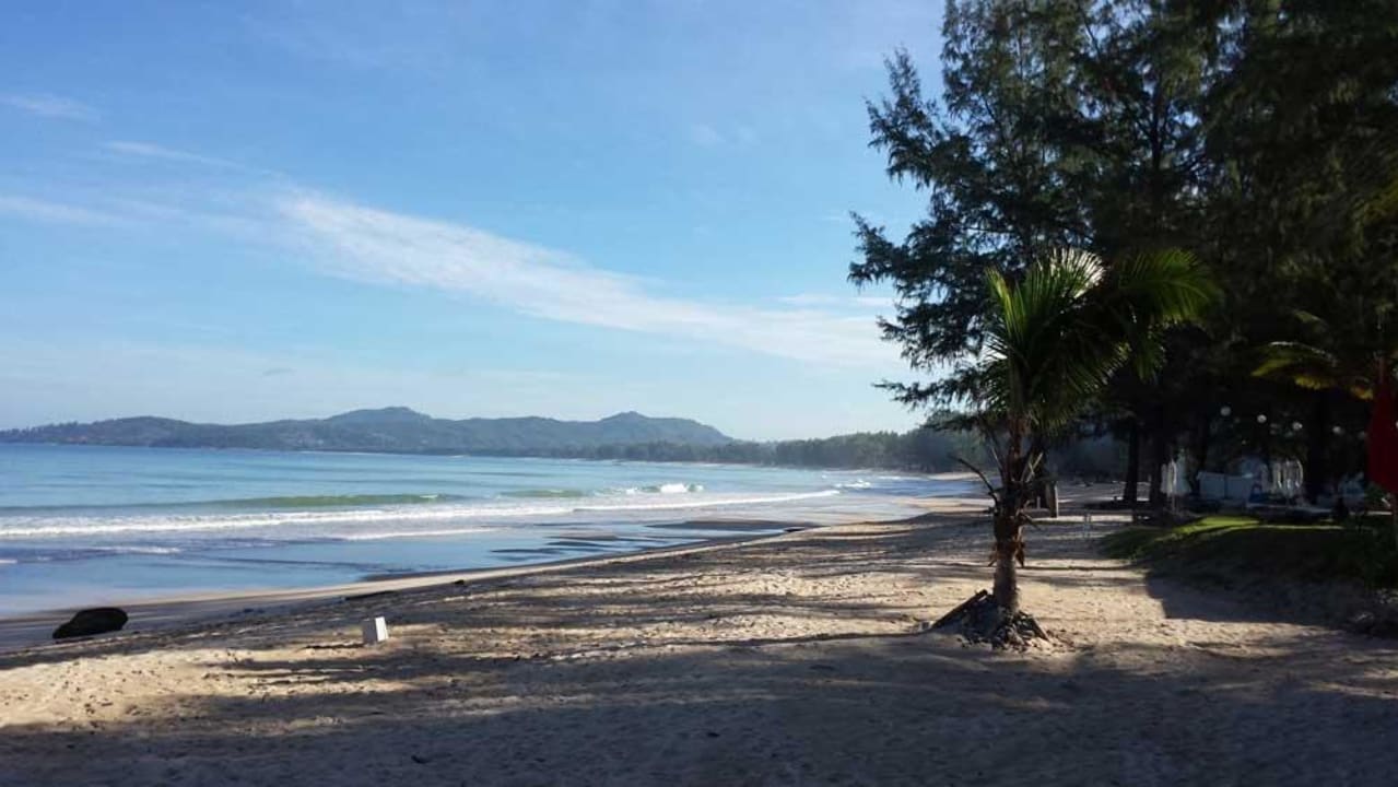 Strandansicht Arinara Bangtao Beach Resort