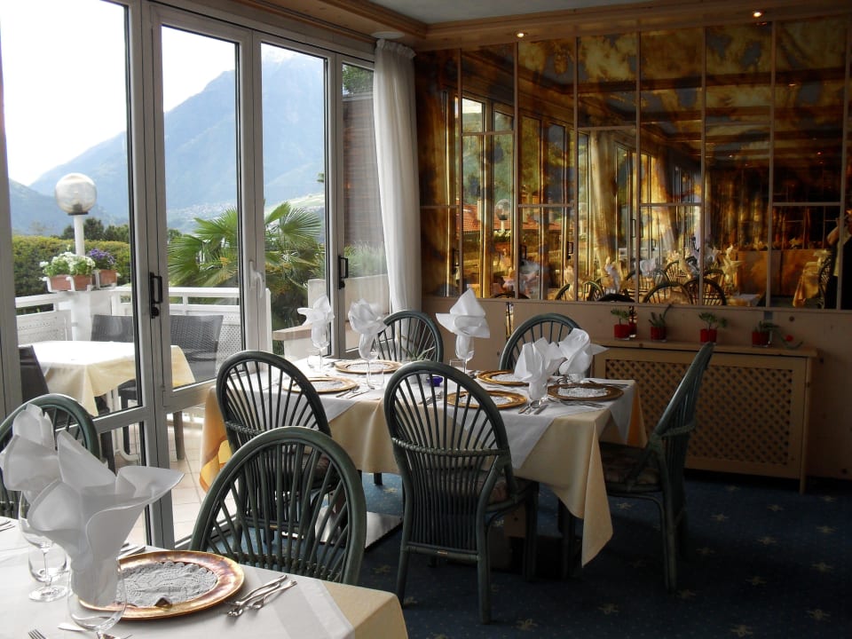 Essen mit 5-Sterne-Ausblick Hotel Alpenhof