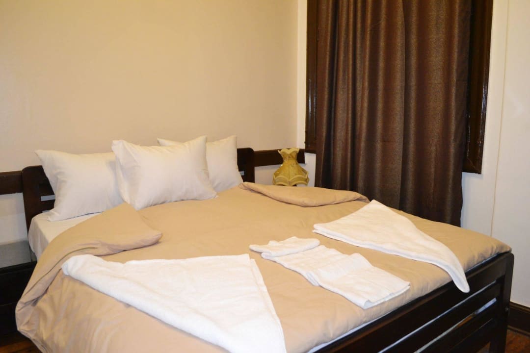 Private Ensuite DBL bed Cecilia Hotel Cairo