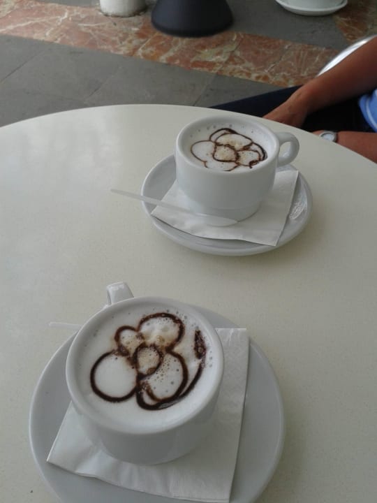 Mit Liebe an der Bar zubereitet LABRANDA Bahía y Villas Fañabé