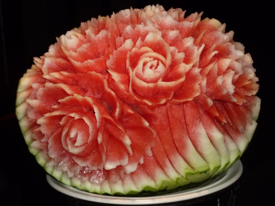 Aus Obst geschnitzt  Kuramathi Maldives