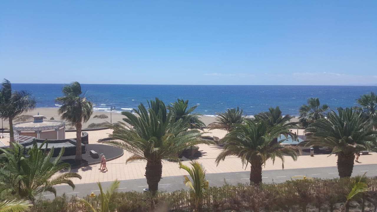 Ausblick aus dem Fenster  Hotel Beatriz Playa & Spa