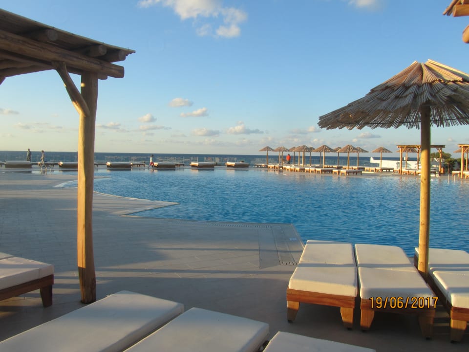 Pool Mitsis Selection Rinela