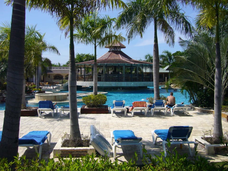 Pool Villas Bavaro Resort & Spa