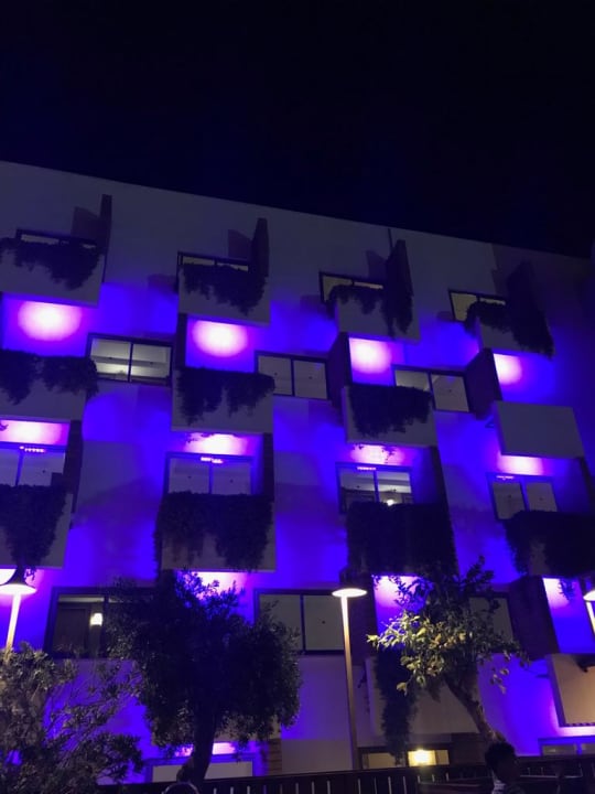 Außenansicht Adin Resort Hotel