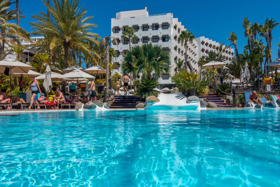 Pool Corallium Beach by Lopesan Hotels - Adults only