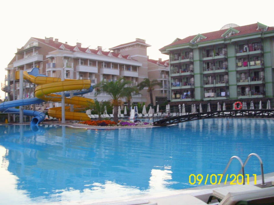 Pool Hotel Turan Prince