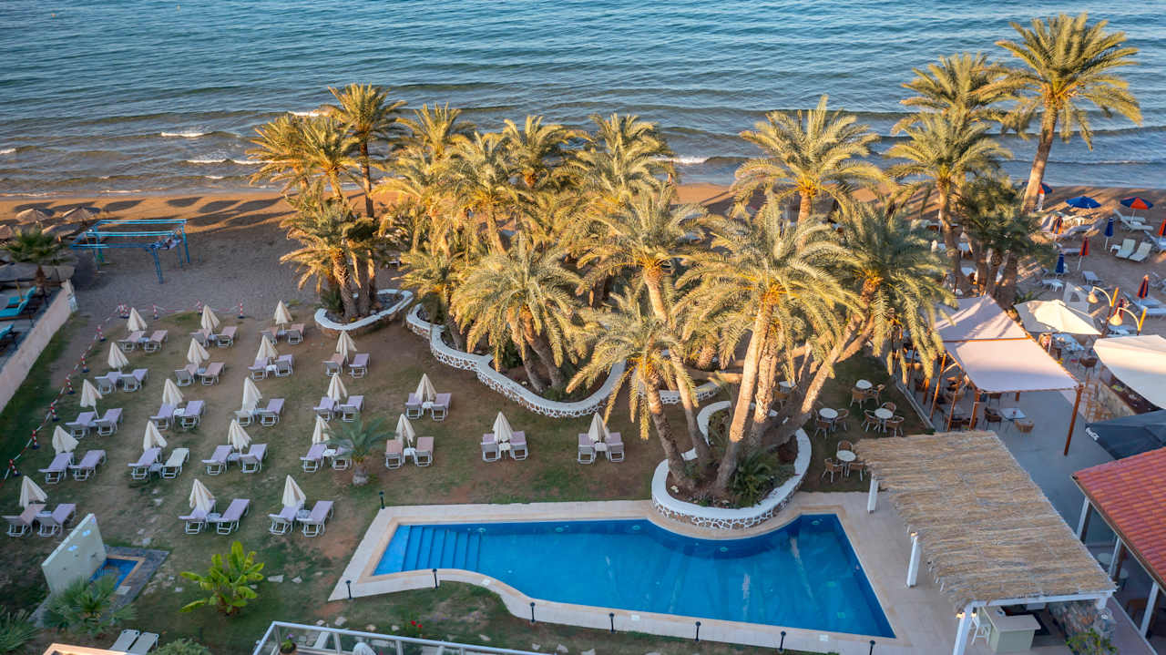 Außenansicht Zeus Hotels Palm Beach