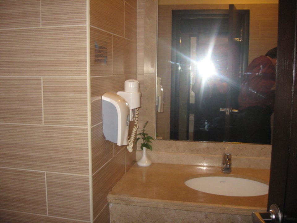 Bad Jaz Dar EL Madina