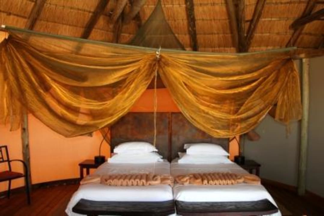 Innenansicht Bungalow Hotel Sossus Dune Lodge