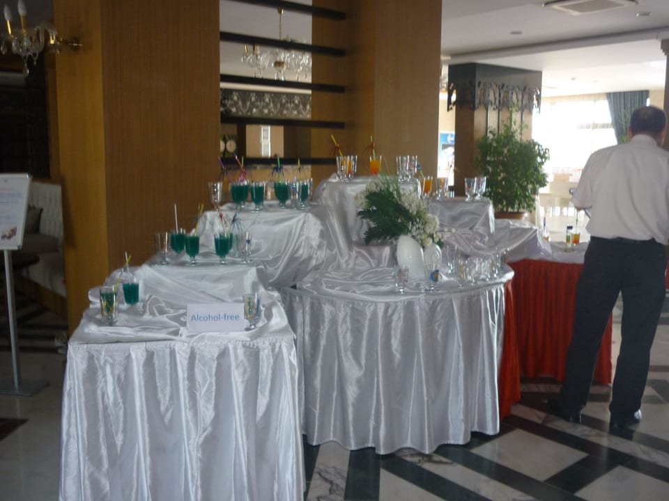 Kleine Kööstlichkeiten Seaden Corolla Hotel