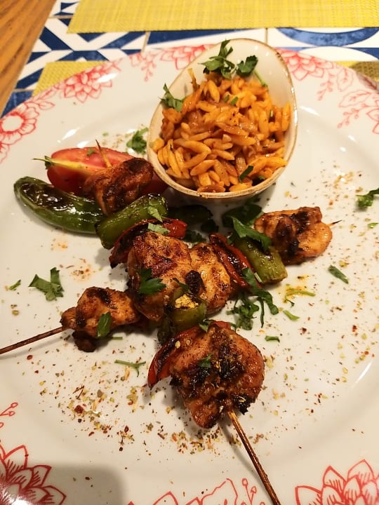 Gastro Acanthus Cennet Barut Collection