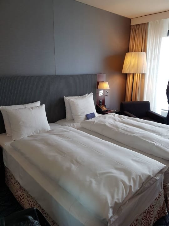 Bad Radisson Blu Hotel Zürich Airport