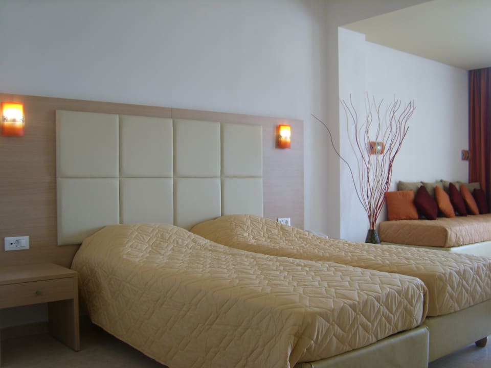 Zimmer Hotel Memphis Beach