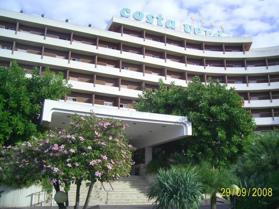 Hoteleingang Hotel Costa Verde