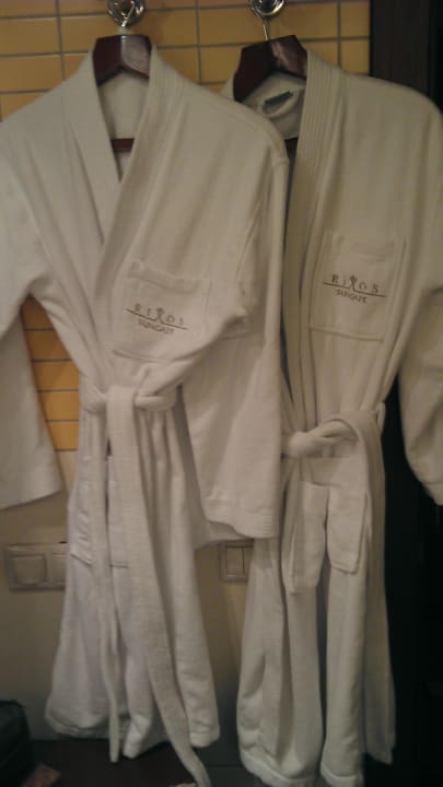 Unsere Badmäntel Rixos Sungate