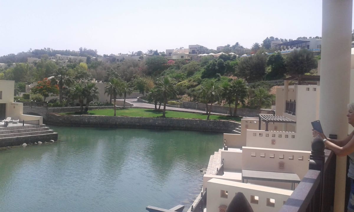 The Cove Rotana Resort The Cove Rotana Resort