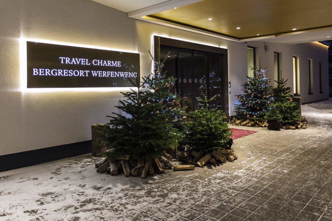 Eingangsbereich aja Bergresort Werfenweng