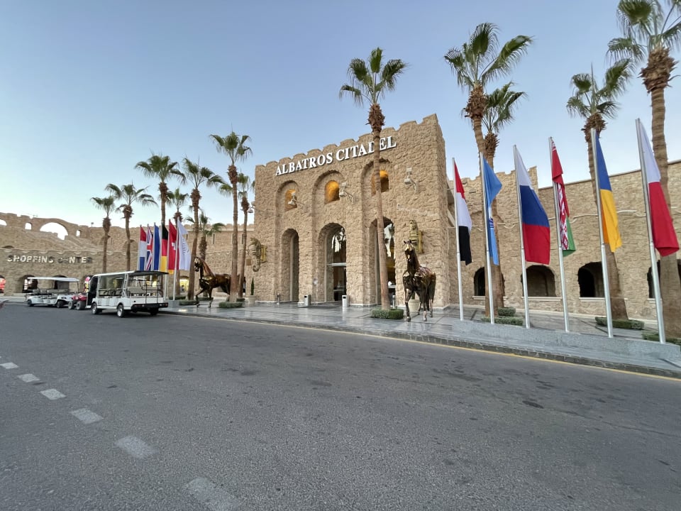 Außenansicht Pickalbatros Citadel Resort