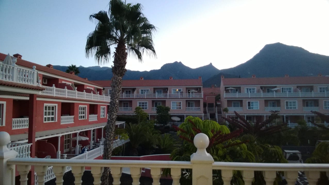 Blick vom Balkon Hotel El Duque