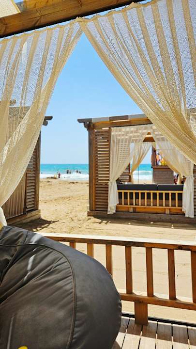 Strand Jacaranda Luxury Resort